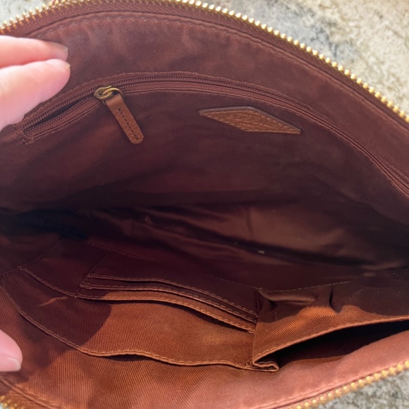 Crossbody Bag - Picture 3 of 5